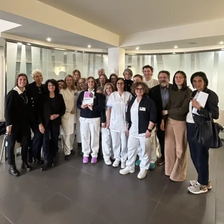 11 Marzo 2026 – Consegna del volume di Cristina Poggi al Centro di Prevenzione Oncologica di Prato – Tecniche di Imaging della mammella per TSRM